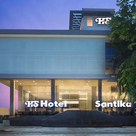 Hotel Santika Pekalongan Exterior photo